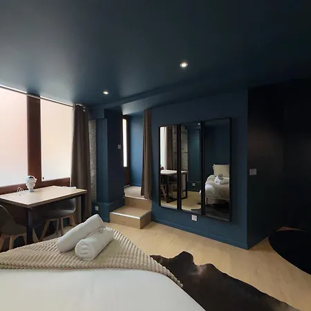 Ferrachat - Dark Desire - Centre Apartman *
