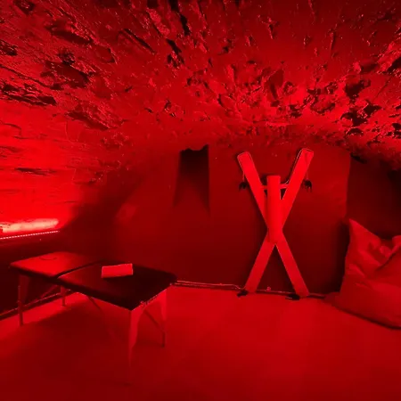 Ferrachat - Dark Desire - Centre Apartman Lyon